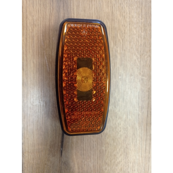 Фонарь габаритный ГАЗ,ПАЗ,КАМАЗ,МАЗ (оранжевый 12/24V, AMP) АЭК 74.3731/ГФ1-25 Медведь Автозапчасти